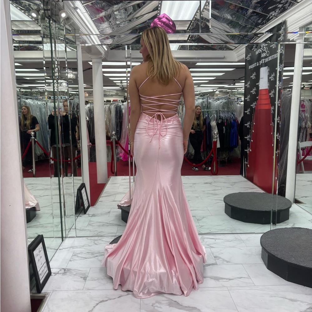 FAVIANA prom dress (Never worn)